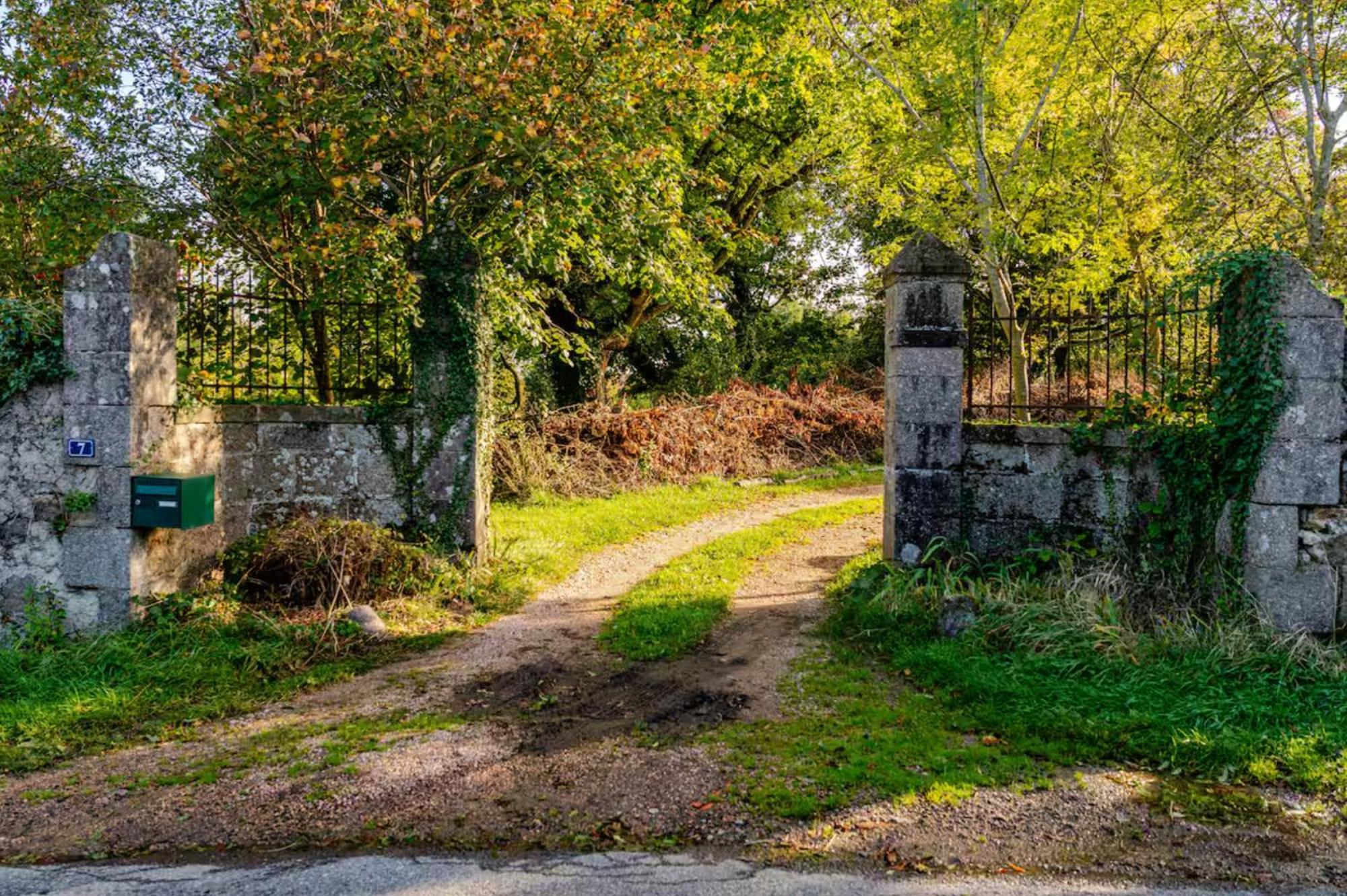 Chateau De La Combe La Celle  Экстерьер фото